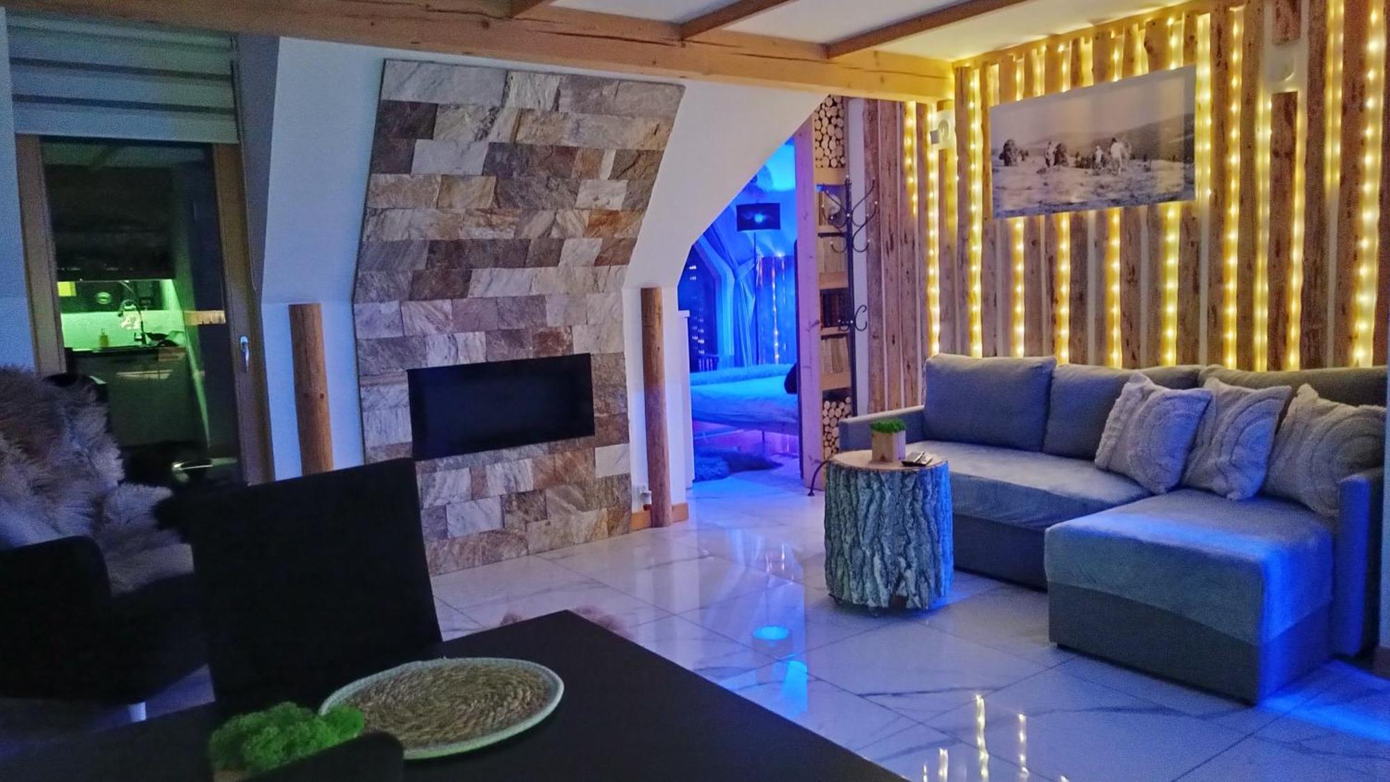 Lux W Domku Tylko Dwa Apartamentyz Jacuzzi Zewnetrznym Apartment *